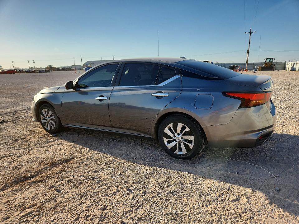 Photo 2 from auction – 2020 NISSAN ALTIMA with VIN 1N4BL4BV2LC270825