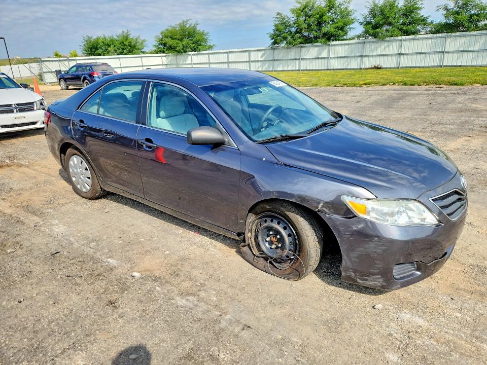 Photo 4 from auction – 2010 TOYOTA CAMRY with VIN 4T1BF3EK1AU033758