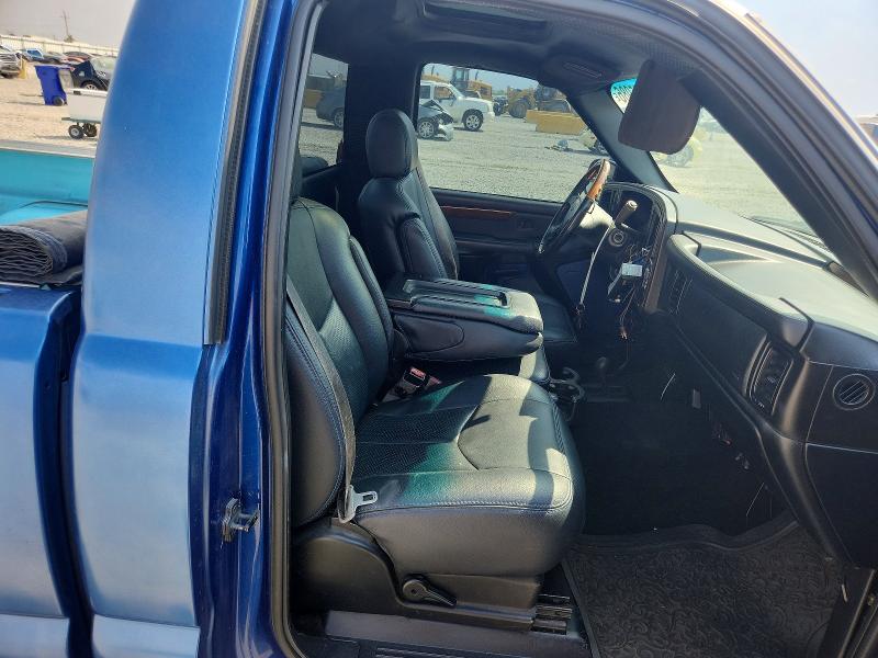 Photo 10 from auction – 2004 CHEVROLET SILVERADO with VIN 1GCEK14V14Z159591