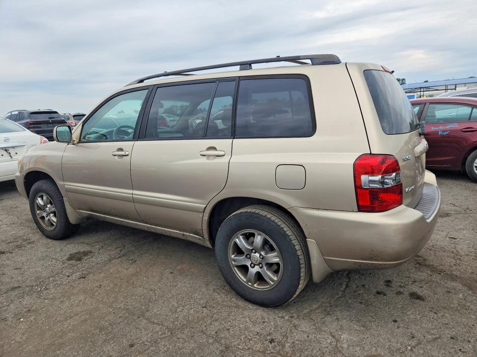 Photo 2 from auction – 2004 TOYOTA HIGHLANDER with VIN JTEEP21A240059766