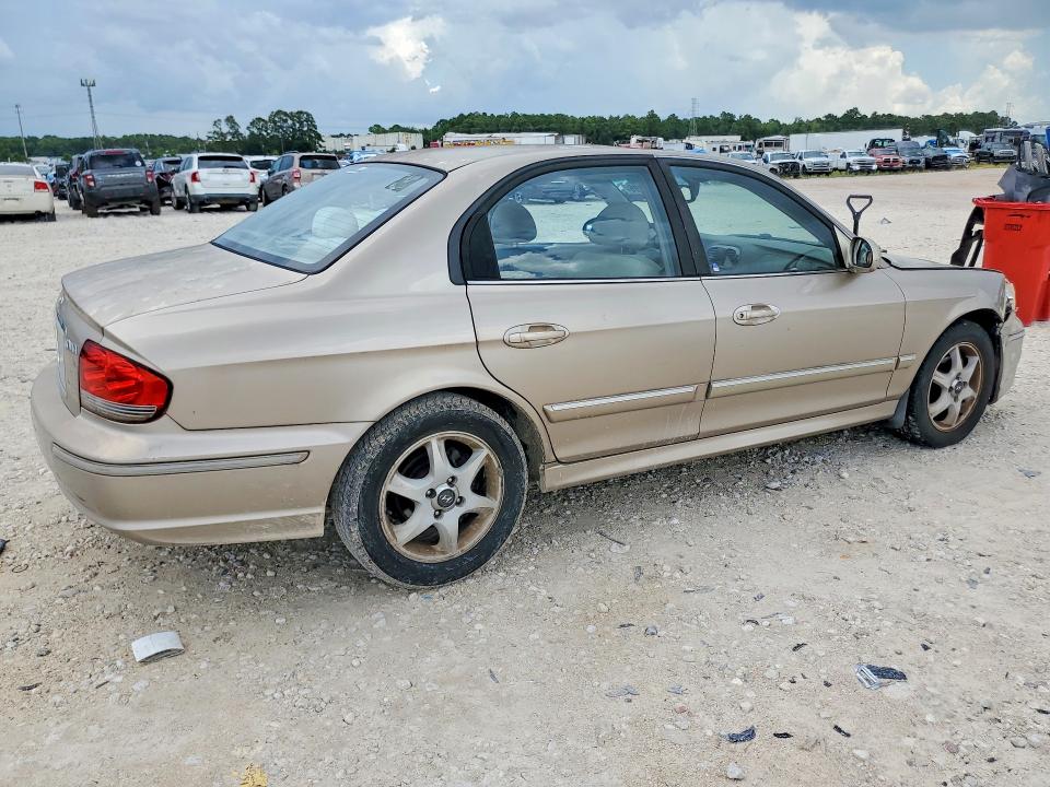 Photo 3 from auction – 2005 HYUNDAI SONATA with VIN KMHWF35H85A179152