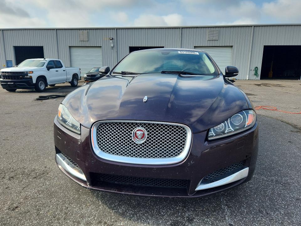 Photo 5 from auction – 2015 JAGUAR XF with VIN SAJWA0FS0FPU46036