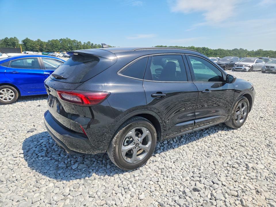 Photo 3 from auction – 2023 FORD ESCAPE with VIN 1FMCU0MNXPUA90814