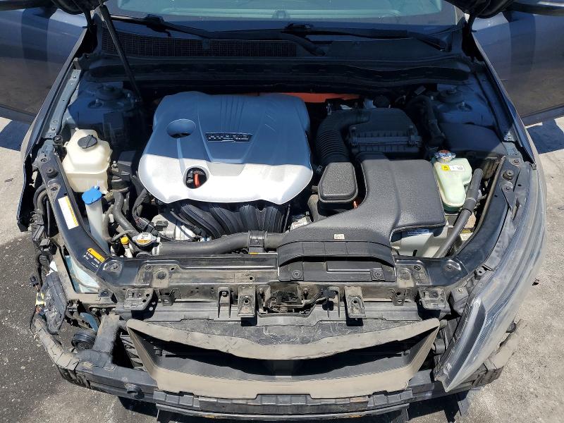 Photo 11 from auction – 2015 KIA OPTIMA with VIN KNAGN4ADXF5080635