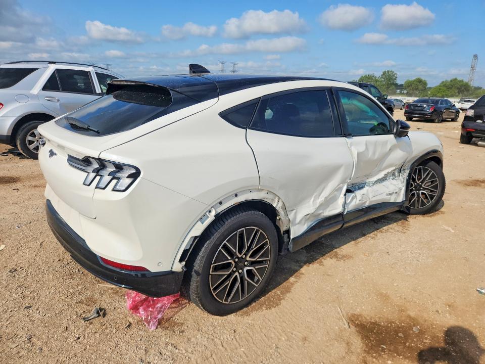 Photo 3 from auction – 2024 FORD MUSTANG MACH-E with VIN 3FMTK3S54RMA14720