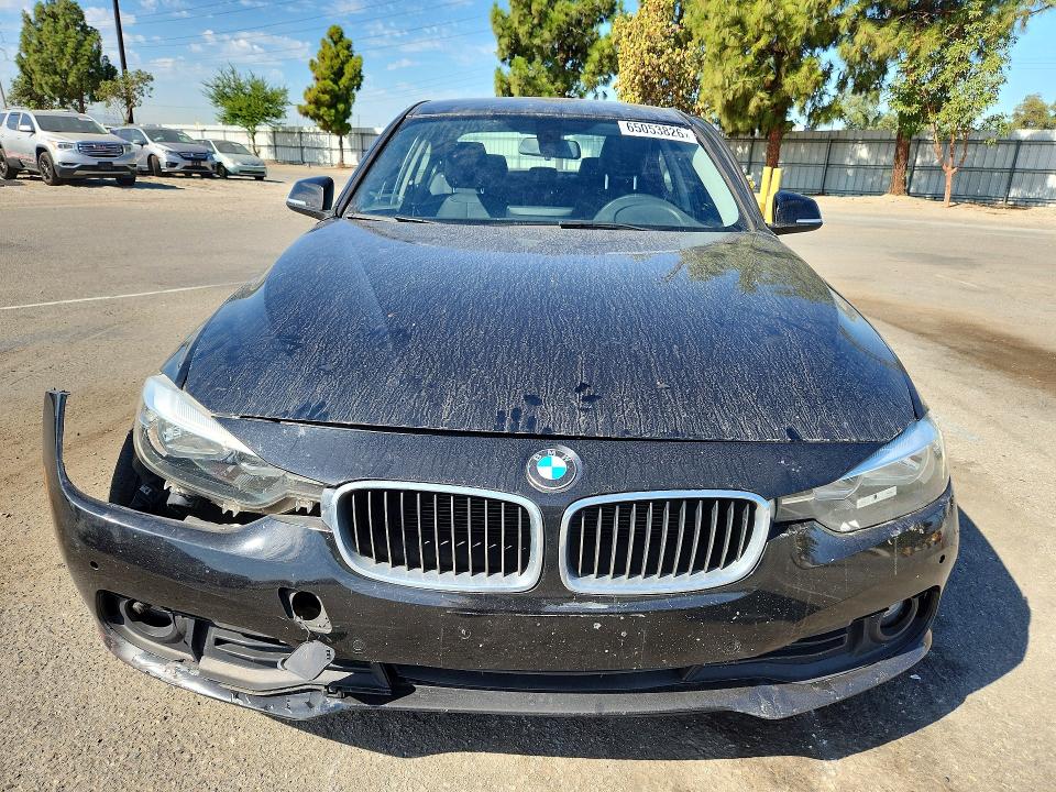 Photo 5 from auction – 2016 BMW 320 with VIN WBA8E1G56GNT36144