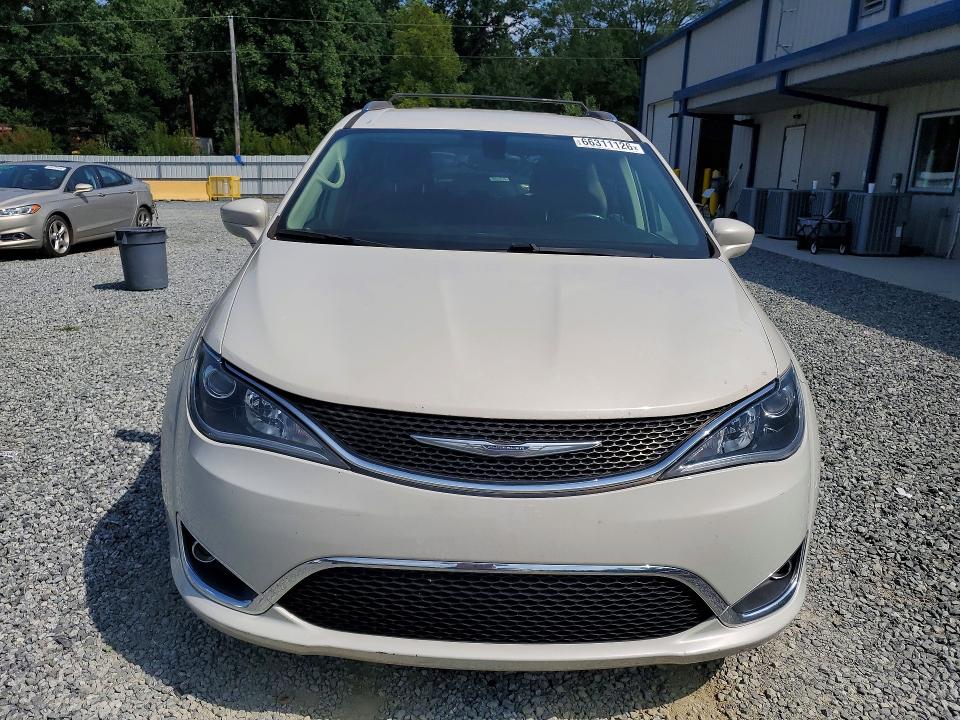 Foto 5 de la subasta – 2017 CHRYSLER PACIFICA con VIN 2C4RC1EG9HR669217