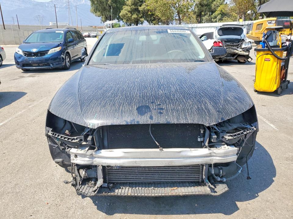 Photo 5 from auction – 2013 AUDI A4 with VIN WAUBFAFL8DN004074