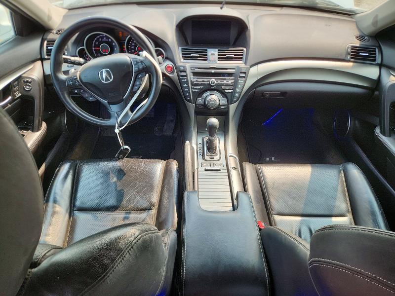 Photo 8 from auction – 2013 ACURA TL with VIN 19UUA9F51DA800930