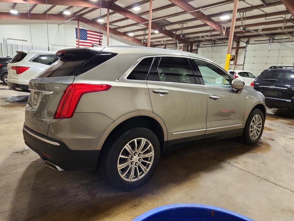 Photo 3 from auction – 2019 CADILLAC XT5 with VIN 1GYKNDRS8KZ123477