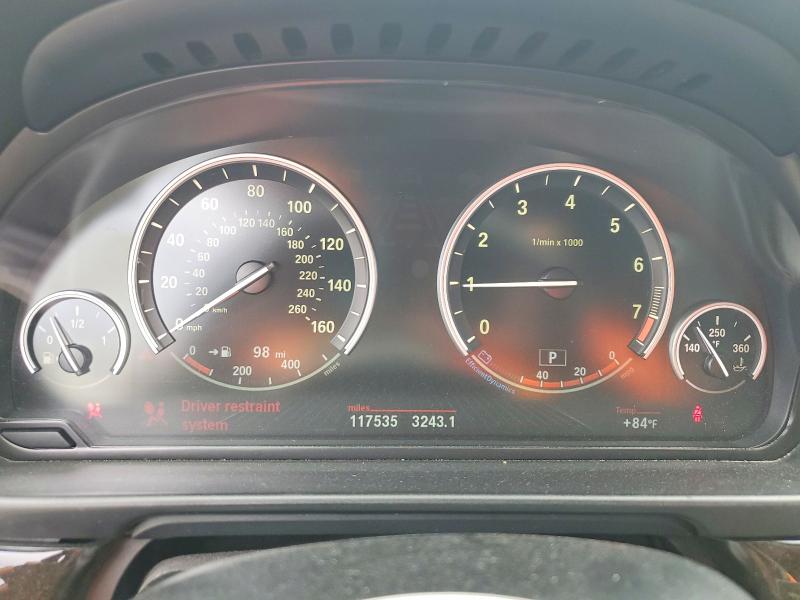 Photo 9 from auction – 2016 BMW 528 with VIN WBA5A5C58GD529574