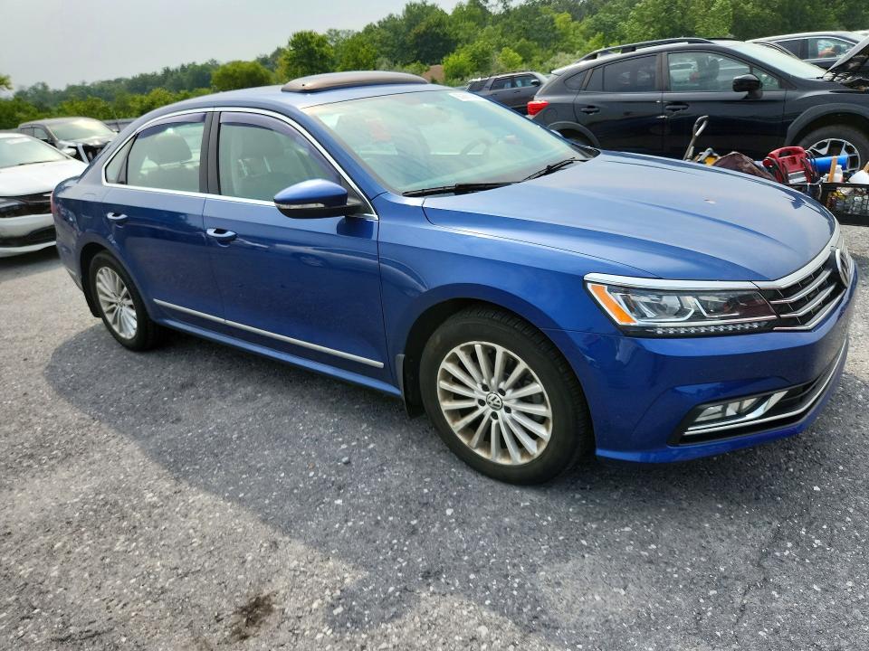 Photo 4 from auction – 2016 VOLKSWAGEN PASSAT with VIN 1VWBT7A34GC022350