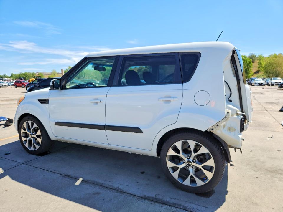 Photo 2 from auction – 2013 KIA SOUL with VIN KNDJT2A64D7776641
