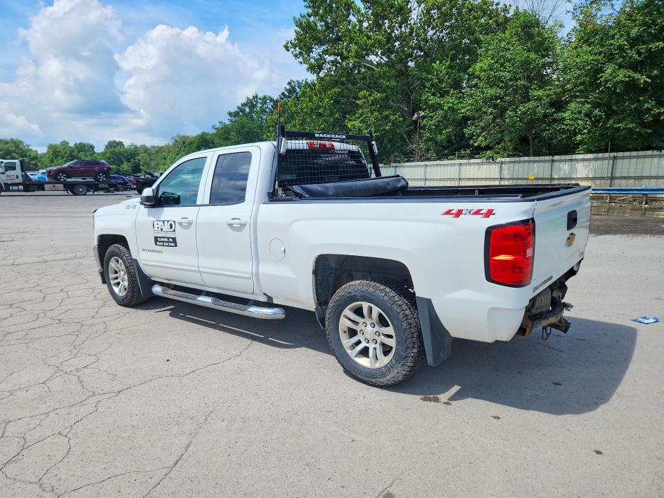 Photo 2 from auction – 2018 CHEVROLET SILVERADO with VIN 1GCVKREC6JZ340435