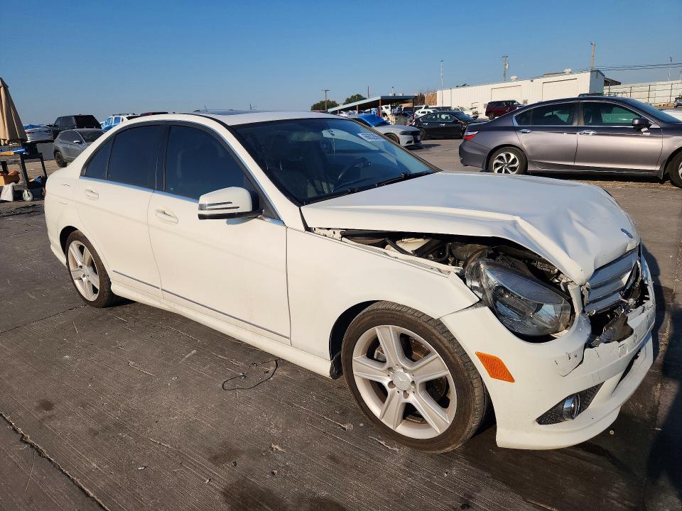 Photo 4 from auction – 2010 MERCEDES-BENZ C with VIN WDDGF5EB5AR108511