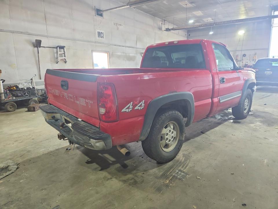 Photo 3 from auction – 2003 CHEVROLET SILVERADO with VIN 1GCEK14X43Z228600