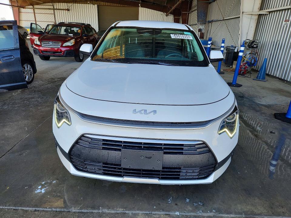 Photo 5 from auction – 2026 KIA NIRO with VIN KNDCP3LE6T5331013