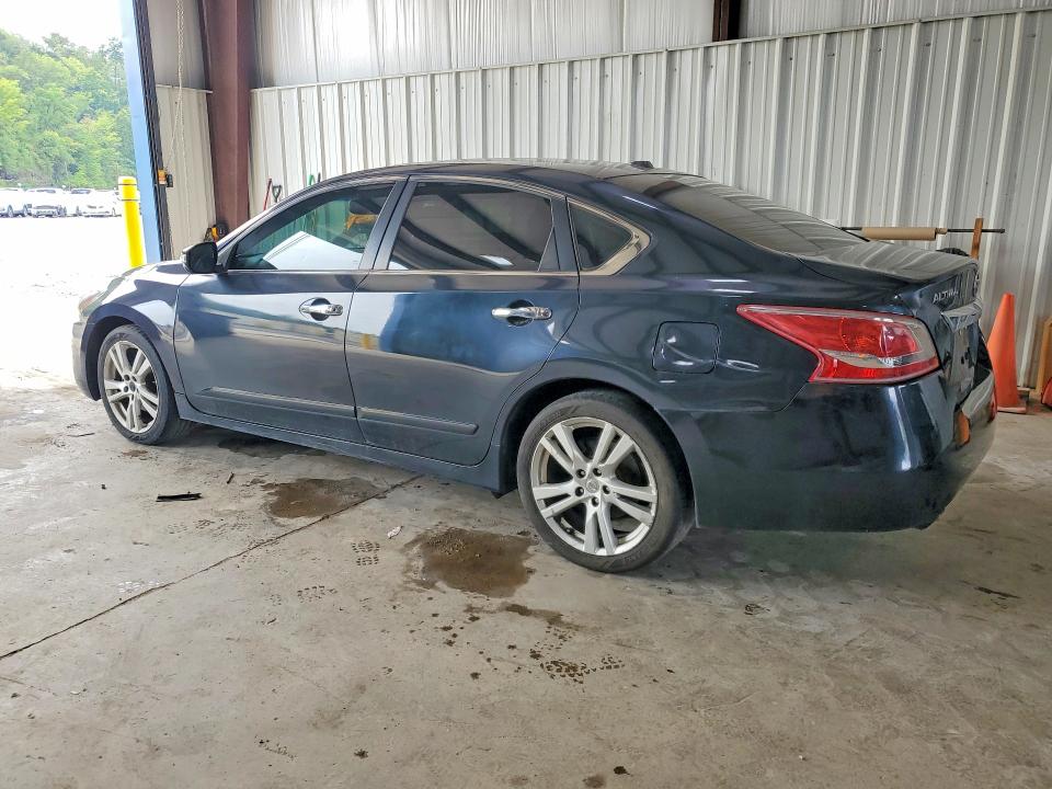 Photo 2 from auction – 2013 NISSAN ALTIMA with VIN 1N4BL3APXDC117673