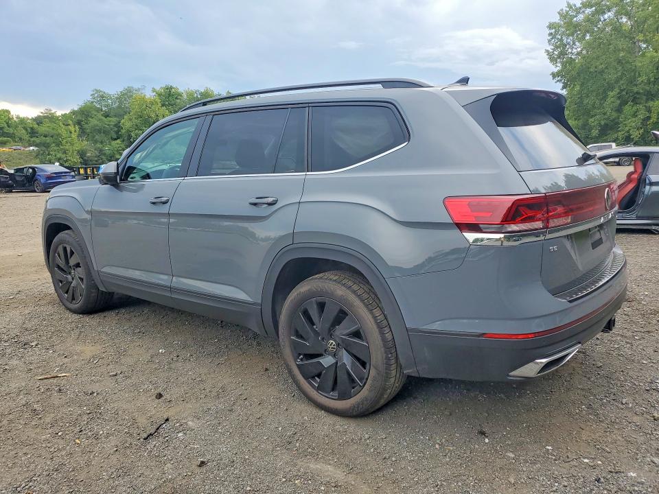 Photo 2 from auction – 2026 VOLKSWAGEN ATLAS with VIN 1V2KN2CA9TC591182