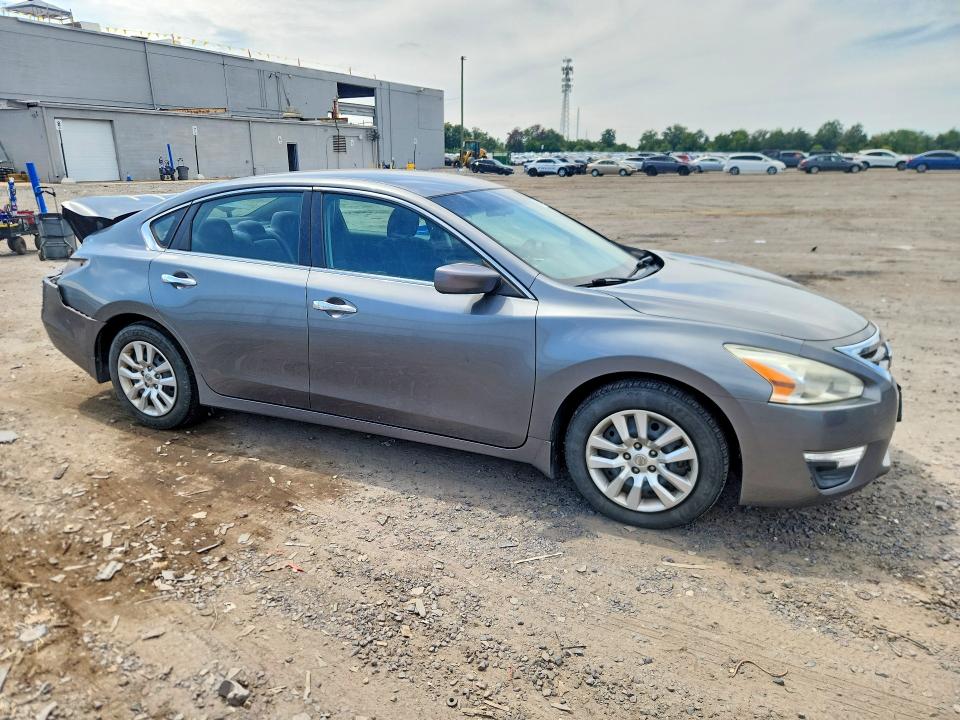Фото 4 с аукциона – 2015 NISSAN ALTIMA с VIN 1N4AL3AP4FC130367
