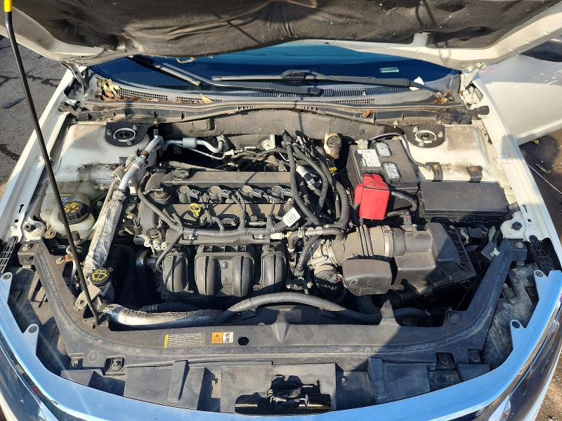 Photo 11 from auction – 2011 FORD FUSION with VIN 3FAHP0GA5BR297076