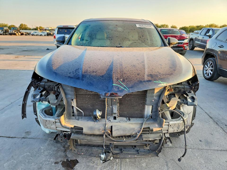 Photo 5 from auction – 2016 LINCOLN MKX with VIN 2LMTJ8KP6GBL23206