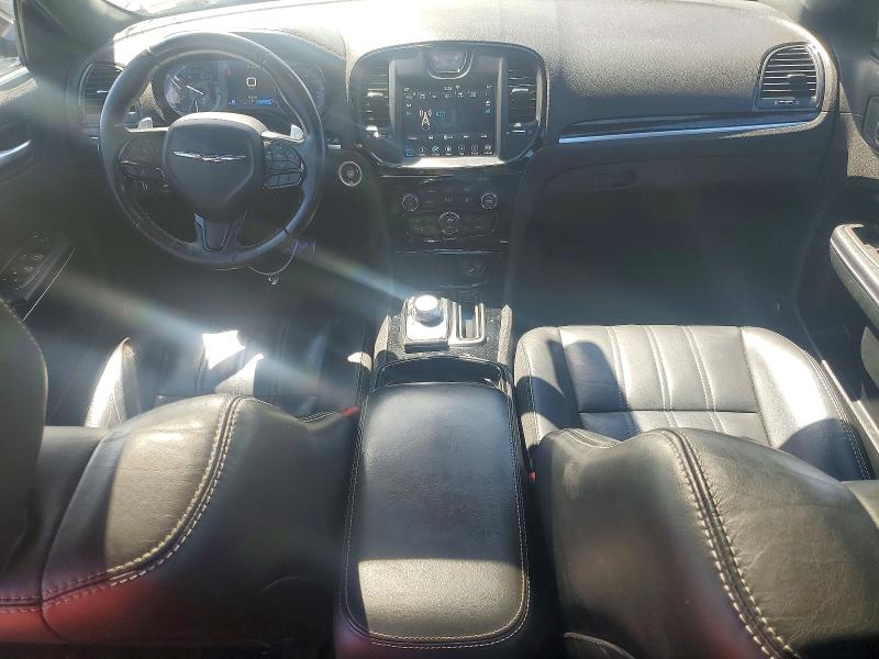 Photo 8 from auction – 2018 CHRYSLER 300 with VIN 2C3CCABG4JH266661