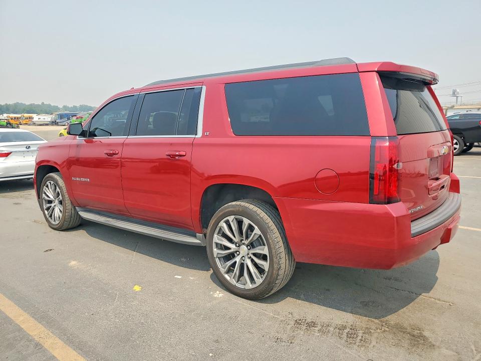 Photo 2 from auction – 2015 CHEVROLET SUBURBAN with VIN 1GNSKJKC8FR537758
