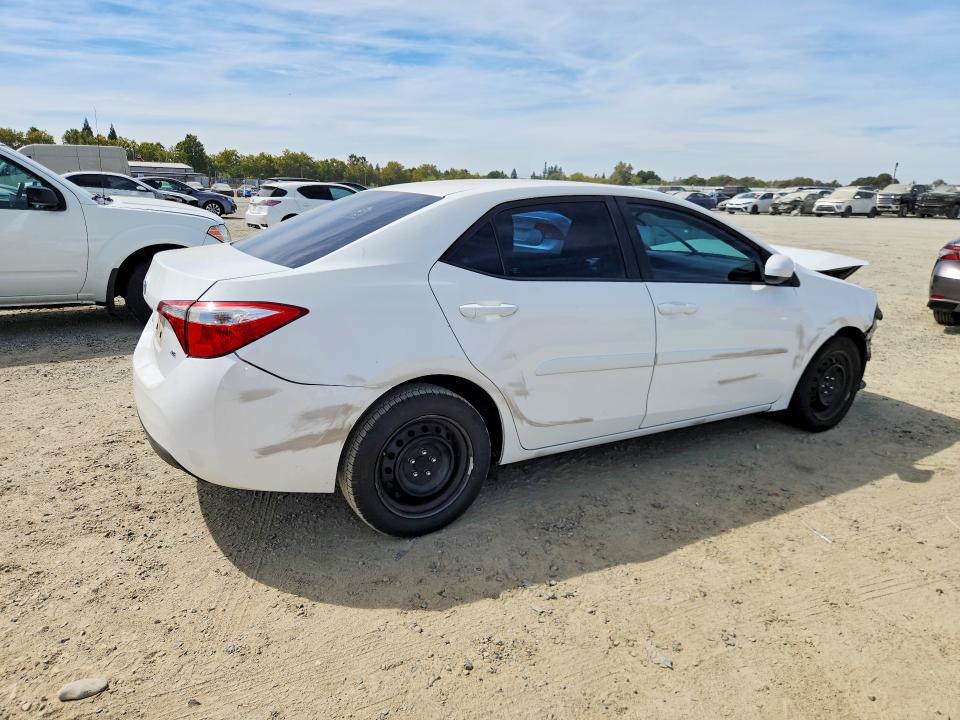 Photo 3 from auction – 2014 TOYOTA COROLLA with VIN 5YFBURHE5EP063951