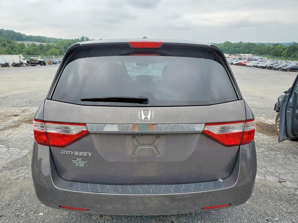 Снимка 6 от търг – 2011 HONDA ODYSSEY с VIN 5FNRL5H64BB082632