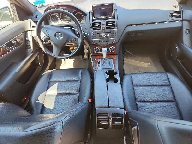 Photo 8 from auction – 2010 MERCEDES-BENZ C with VIN WDDGF8BB9AF413484