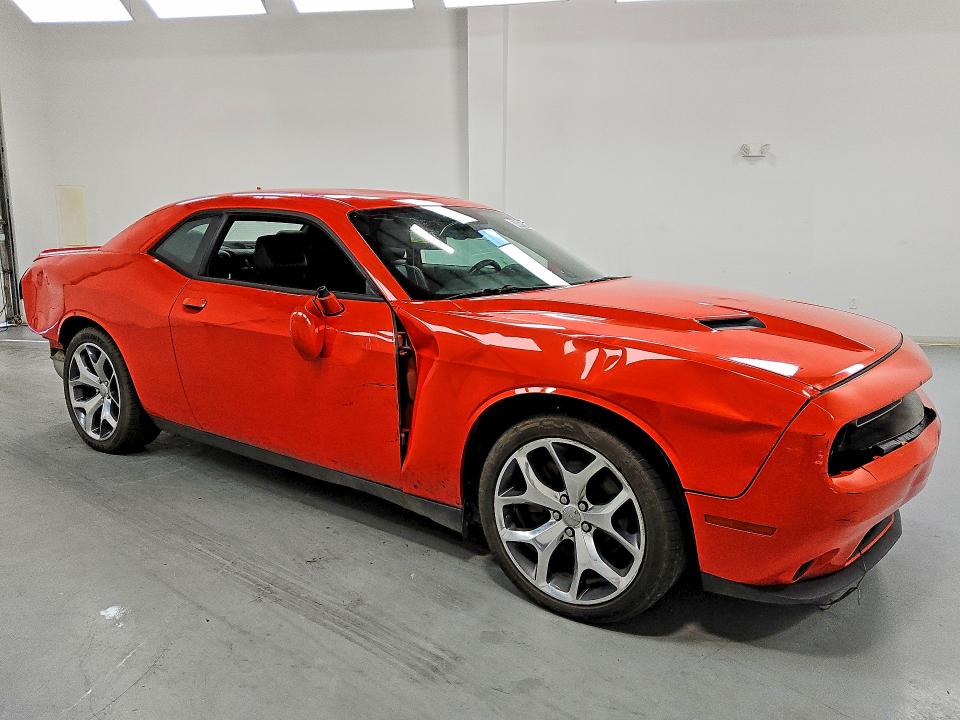 Photo 4 from auction – 2016 DODGE CHALLENGER with VIN 2C3CDZAG9GH316766