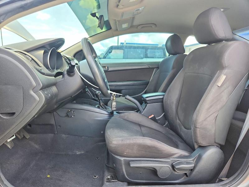 Photo 7 from auction – 2011 KIA FORTE KOUP with VIN KNAFU6A28B5370374