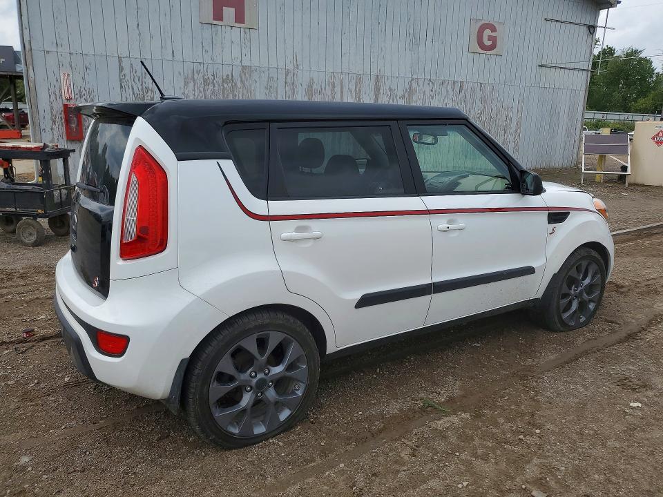 Photo 3 from auction – 2013 KIA SOUL with VIN KNDJT2A64D7770421
