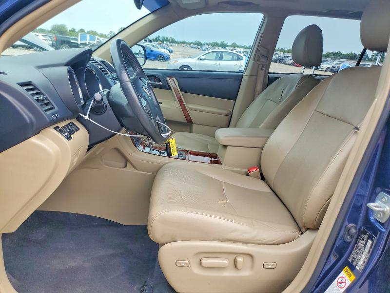 Photo 7 from auction – 2013 TOYOTA HIGHLANDER with VIN 5TDDK3EH9DS199287