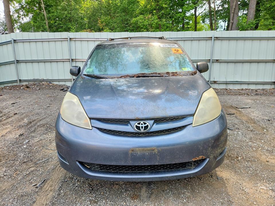 Photo 5 from auction – 2006 TOYOTA SIENNA with VIN 5TDZA23C96S429925
