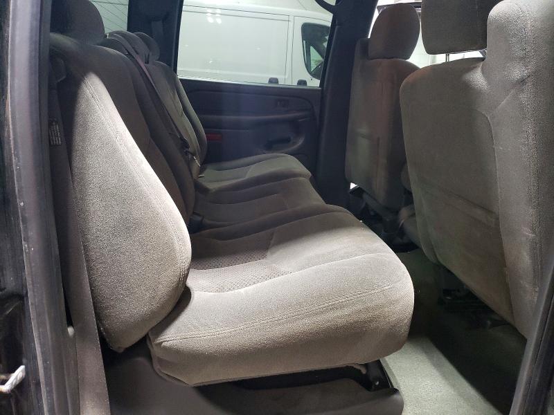 Photo 10 from auction – 2004 CHEVROLET SILVERADO with VIN 1GCGK23U84F227782