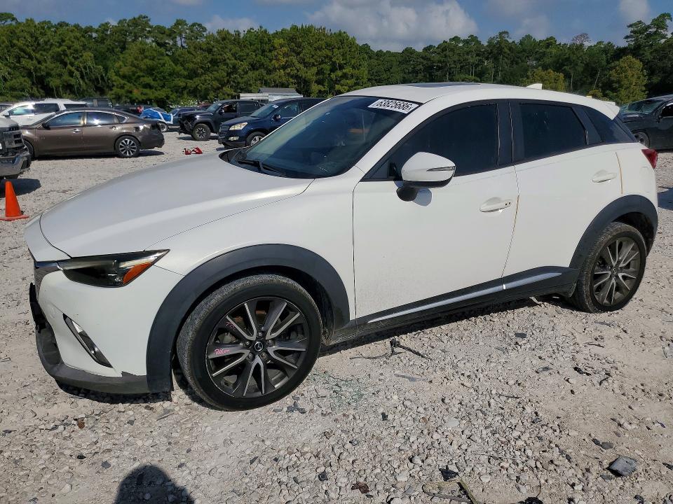 MAZDA CX-3 2017 with VIN JM1DKDD72H0174299 - Photo from auction