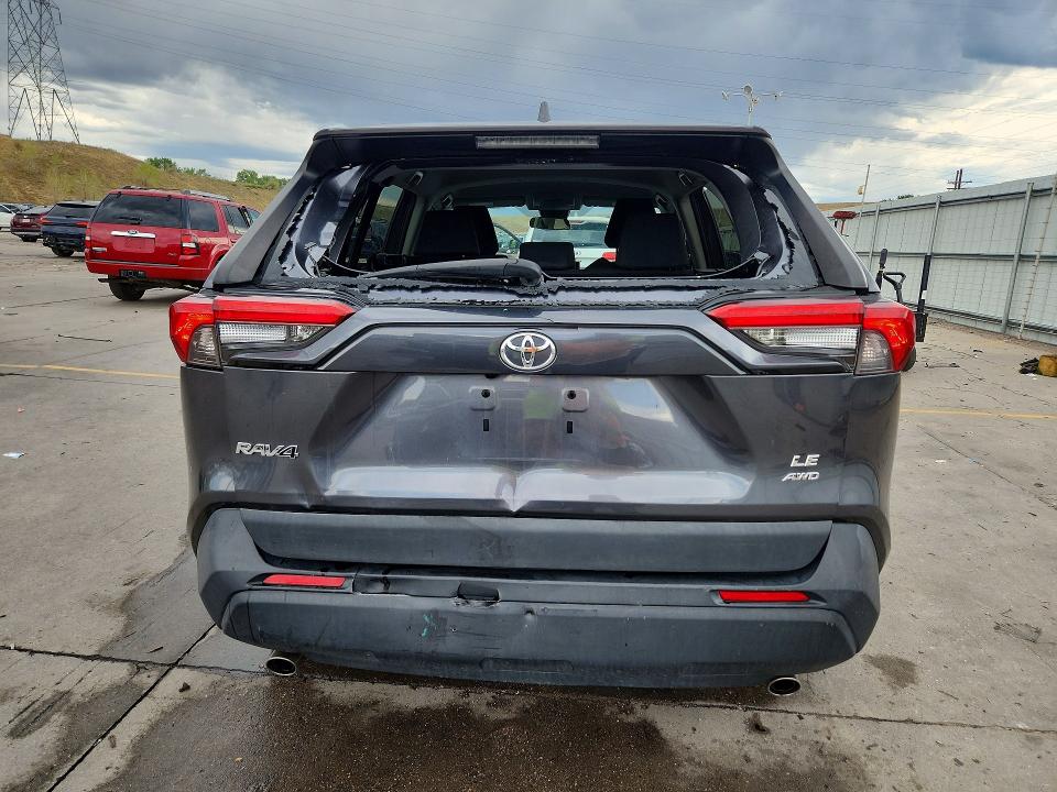 Zdjęcie 6 z aukcji – 2021 TOYOTA RAV4 z VIN 2T3F1RFV6MC155475
