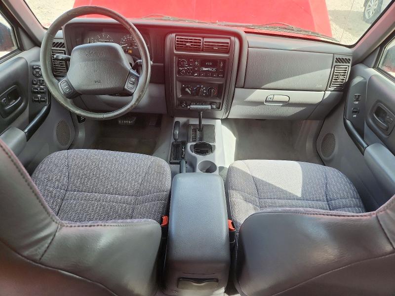 Photo 8 from auction – 1998 JEEP CHEROKEE with VIN 1J4FJ68S5WL119745
