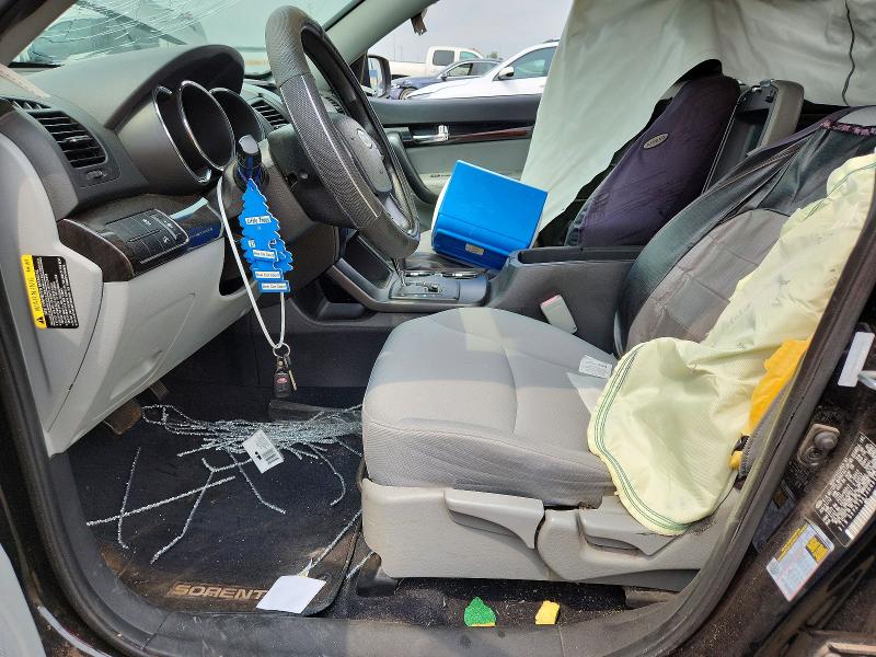 Photo 7 from auction – 2013 KIA SORENTO with VIN 5XYKT3A12DG376840