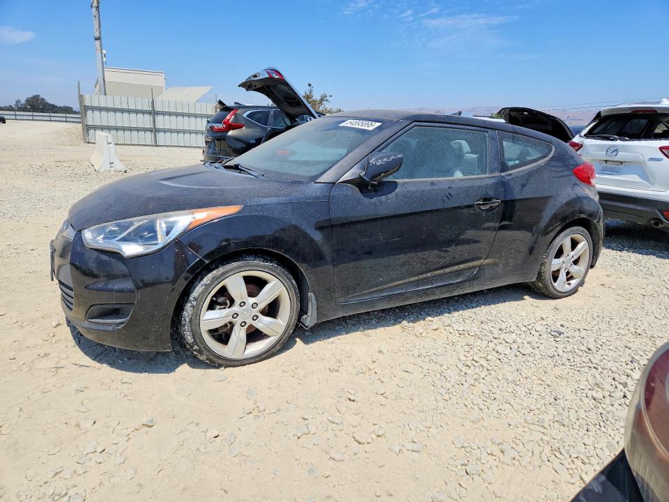 HYUNDAI VELOSTER 2013 with VIN KMHTC6AD1DU132672 - Photo from auction
