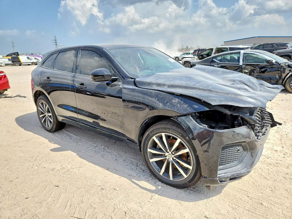 Photo 4 from auction – 2025 JAGUAR F-PACE with VIN SADCT2EX4SA748399