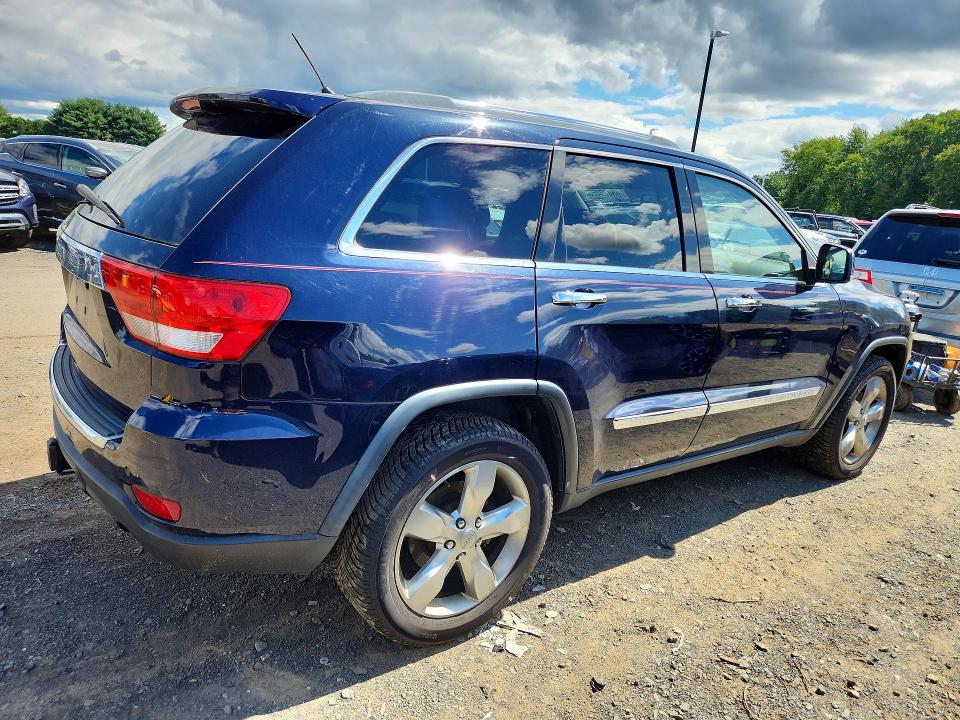 Photo 3 from auction – 2012 JEEP GRAND CHEROKEE with VIN 1C4RJFCG0CC279873