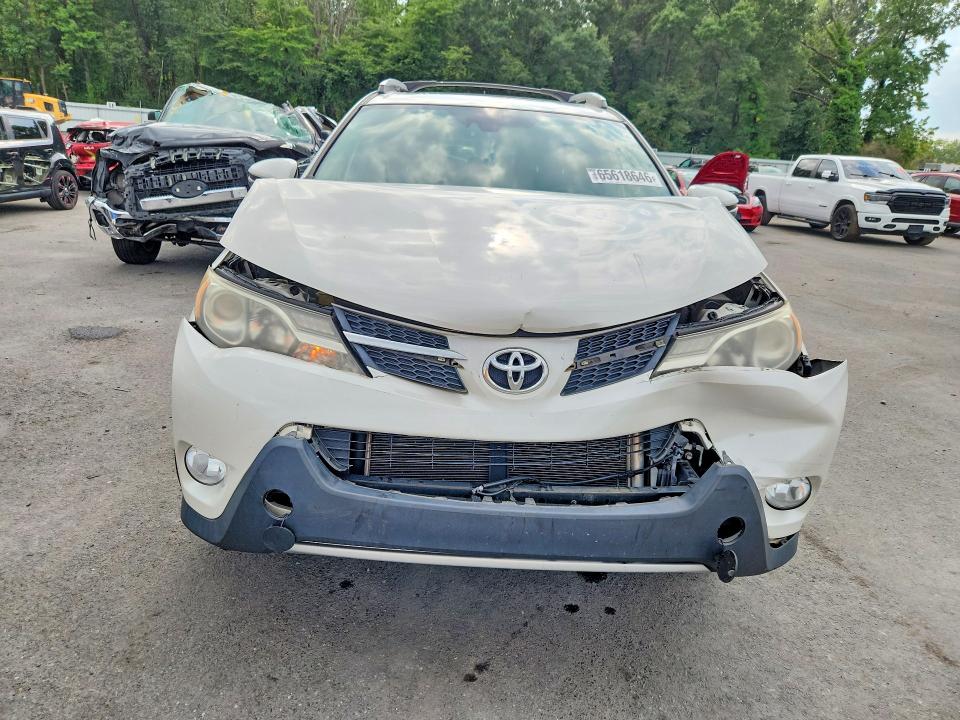 Photo 5 from auction – 2014 TOYOTA RAV4 with VIN 2T3DFREV8EW161434