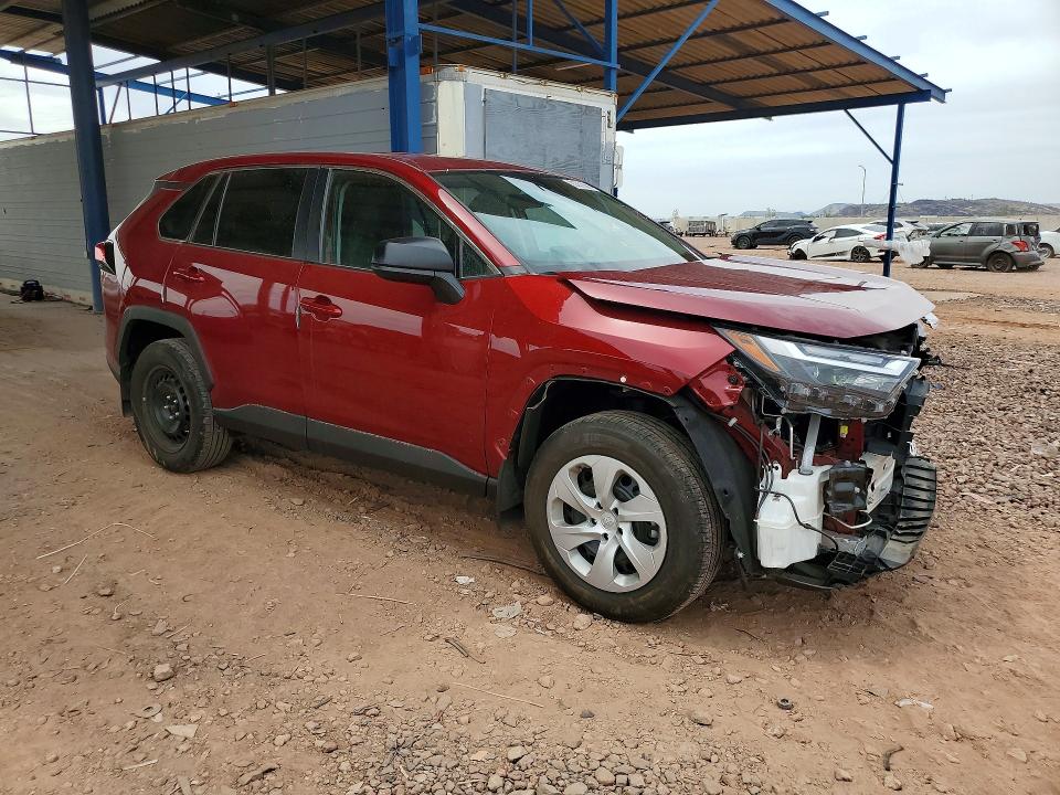 Снимка 4 от търг – 2024 TOYOTA RAV4 с VIN 2T3F1RFV6RW463249