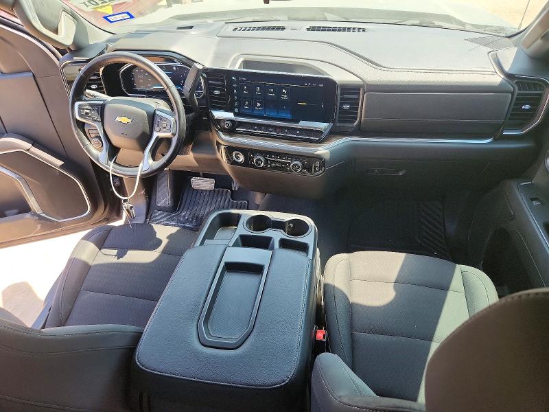 Снимка 8 от търг – 2022 CHEVROLET SILVERADO с VIN 1GCUDDED2NZ632624