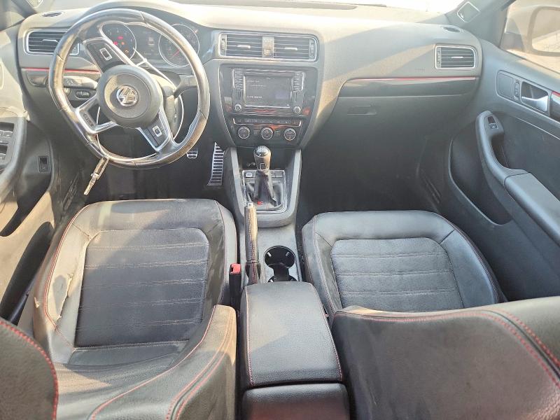 Photo 8 from auction – 2017 VOLKSWAGEN JETTA with VIN 3VW5T7AJ7HM359557