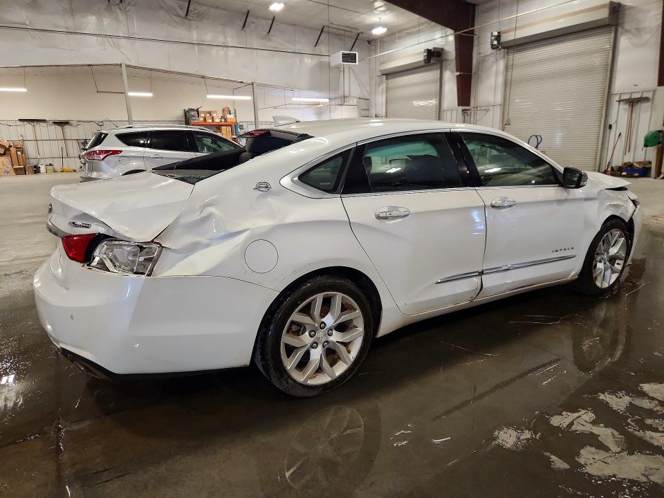 Photo 3 from auction – 2017 CHEVROLET IMPALA with VIN 1G1145S3XHU157075