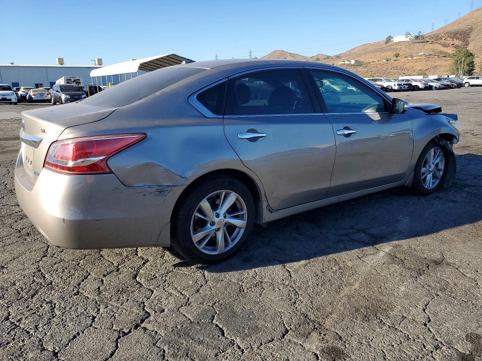 Photo 3 from auction – 2013 NISSAN ALTIMA with VIN 1N4AL3AP5DC210760